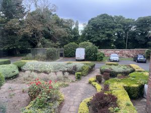 Photo 1- click for photo gallery